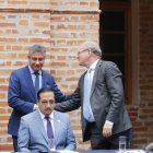 Proceso. A finales de marzo se convocó al concurso. Durante el acto los titulares del Consejo, Fausto Murillo, y de Participación, Hernán Ulloa.