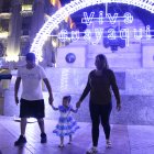 Los urbanistas aconsejan que la iluminación que tiene Guayaquil por las fiestas prevalezca todo el año para que las zonas tengan vida.