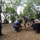 Ya sea solos, con familiares o en grupos, diferentes personas visitan esta área natural del bosque. Allí, no solo realizan actividades recreativas, sino que también sirve para ‘desconectarse’ por unas horas de la ciudad.