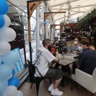 Mercado del Río. Por la fiesta de fundación de Guayaquil ofrece gastronomía, música en vivo y descuentos para quienes vistan de blanco y celeste.