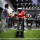 Bangkok es uno de los lugares del mundo adonde acude la gente para trabajar cibernéticamente y no tiene problemas. El internet es muy bueno y laboran a gusto. EFE