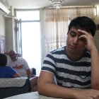 Esta imagen proyecta cómo se sienten los jóvenes al no ser apoyados del todo por sus padres.