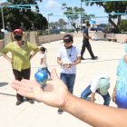 Los niños mostraron sus habilidades en varios juegos tradicionales