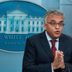 El coordinador gubernamental de respuesta a la covid-19, Ashish Jha.