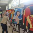 Acción. Las creaciones se muestran en el establecimiento.