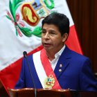 AME5986. LIMA (PERÚ), 28/07/2022.- Fotografía cedida por Agencia Andina que muestra al presidente del Perú, Pedro Castillo, mientras ofrece hoy un mensaje al Congreso de Perú y a la nación durante la conmemoración del 201 aniversario de la independencia peruana, en Lima (Perú). Castillo ofrecerá este jueves en un mensaje a la nación ante el pleno del Congreso, en Lima, el balance de su primer año en el Gobierno, en el mismo día en que el país conmemora el 201 aniversario de su independencia. EFE/Agencia Andina/SOLO USO EDITORIAL /SOLO DISPONIBLE PARA ILUSTRAR LA NOTICIA QUE ACOMPAÑA (CRÉDITO OBLIGATORIO)