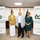 Foto: (de izquierda a derecha) Sra. Jenny Quiñónez de Quirola, Accionista; Dr. H.C. Esteban Quirola Figueroa, Presidente del Directorio de Banco de Machala; Econ. Ma. Eugenia Navarrete, Presidente Ejecutiva Banco de Machala.