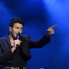 El cantante colombiano Sebastián Yatra, durante una presentación, en Torrelavega (Cantabria, España).