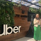 Marcela Torres, directora general de Uber para la Región Andina, Centroamérica y El Caribe, durante su exposición por los cinco años de la firma en Ecuador