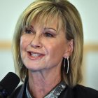 La cantante y actriz Olivia Newton-John