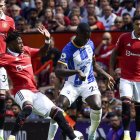 Moisés Caicedo jugó como volante defensivo y tuvo libertad para atacar.