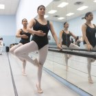 Ballet. Salma Santana y María José Barreiro son parte del programa que promueve la Fundación Sociedad Femenina de Cultura.