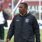 Juan Carlos García, exentrenador de 9 de Octubre, es uno de los candidatos para asumir las riendas de Orense.
