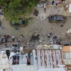 Vista aérea de los daños causados por un atentado explosivo en el barrio Cristo del Consuelo, en Guayaquil.