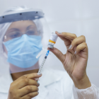 Bajan los contagios de covid-19 en Ecuador, que roza el millón de casos acumulado.