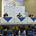 Los consejeros electorales se reunieron de manera presencial para analizar el documento.
