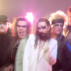 Moderatto.