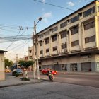 La situación se repite entre las calles  Asisclo Garay y Colon.