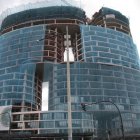 Los edificios con más de 20 pisos, antes no eran posibles por la presencia del aeropuerto dentro de la ciudad.