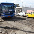 1. Dañado. Más de 3 kilómetros lucen destruidos y ocasionan dificultad en la circulación