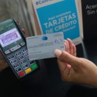 Pago.- Falta estímulo para dejar usar el dinero efectivo y optar por las otras formas que existen para cancelar una factura.