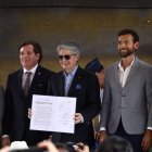 Los representantes de distintas autoridades firmaron el convenio de la final única de Libertadores.