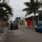 Los explosivos dejaron daños en varias viviendas y vehículos