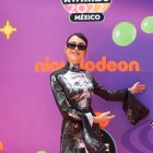 La cantante mexicana Danna Paola posa en la Orange Carpet de los Kids Choice Awards 2022, hoy en Ciudad de México (México).