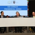 Escenario. El primer mandatario Guillermo Lasso y el canciller Juan Carlos Holguín durante la entrega de la presidencia pro tempore de la CAN.