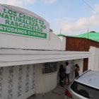 Campaña. Los habitantes de Los Ceibos iniciaron una campaña desde sus viviendas para impedir la construcción de rascacielos en la urbanización.