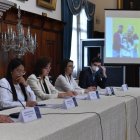 Autoridades de Cancillería, Ministerio de Gobierno, MIES y organismos internacionales en rueda de prensa este miércoles.