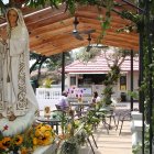 Jardín de Fátima. Abrió el 28 de abril de este año. Está ubicado en un área abierta. Atiende de martes a domingo, en dos horarios: de 09 a 13:00 y de 15:30 a 21:00. En Entre Ríos.