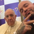 J Balvin se reunió con el papa Francisco tras ser convocado por la Fundación Vitae.