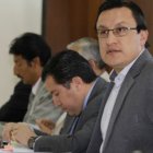 El Consejo de Participación Ciudadana y Control Social (CPCCS) tiene una nueva mayoría que excluye al presidente Hernán Ulloa. Rosero cuestiona “la mentira” de que no se pueda sesionar porque la Corte Nacional de Justicia no pidió de forma adecuada el tratamiento de la terna, porque solo trata de reinstalar la junta del pleno.