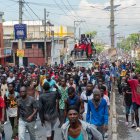 Miles de haitianos salieron hoy miércoles 7 de septiembre para protestas por varios motivos, especialmente los alimentos