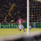 Lautaro Díaz celebra el gol que anotó y que coloca en ventaja a los rayados