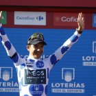 El ecuatoriano celebró nuevamente este viernes 9 de septiembre con el maillot de lunares.