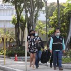 A la casa de salud, en el sur de la urbe, llegaron agentes policiales junto al fiscal