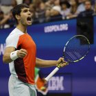 El español celebras tras vencer en más de dos horas a Casper Ruud.