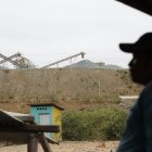 Quienes han vivido por años en el sector aseguran que su convivencia diaria con el polvo y ruido de las canteras es insoportable.