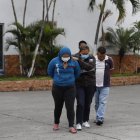 Los detenidos son una pareja de esposos que tienen tres hijos, de los cuales una es mayor de edad y otros dos son menores