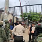 El pasado martes, se retiraron 15 rejas en peatonales de 7 etapas.