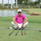 Abdallah pratica el golf desde los 4 años. En la actualidad también enseña este deporte.