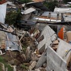 Centenares de casa se han destruido por una falla geológica  y hay muchos damnificados por este fenómeno. Humberto Espinoza /EFE