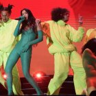 La cantante y compositora británica Dua Lipa se presenta este 18 de septiembre de 2022 en concierto en el parque Salitre Mágico, en Bogotá (Colombia).