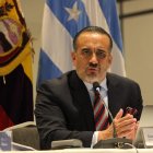 Escenario. El ministro de Transporte y Obras Públicas, Darío Herrera, en rueda de prensa socializando la hoja de ruta del proyecto vial.