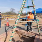 Ceremonia de colocación de la primera piedra del plan habitacional con contenedores de la Espol.