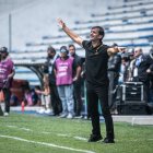 Fabián Bustos va a su tercer partido en Barcelona. No sabe lo que es perder.