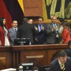 Cambios. Los suplentes de nueve asambleístas que renunciaron para ser candidatos tomaron ayer posesión.