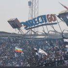 Los hinchas de Colo Colo pasaron un momento de mucho drama luego de que se vino abajo la tribuna del estadio.